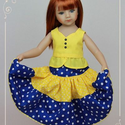 Blue-and-yellow outfit for Joanna