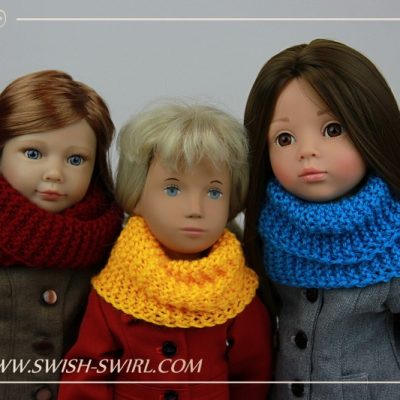 Highlands Cowl on various dolls